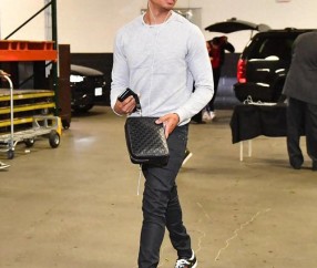 虎扑球迷-“落魄状元”重返NBA？1特质或可曲线救国 1短板8年都没改|富尔茨|费城|多诺万-米切尔|多伦多猛龙队|杰森-塔图姆_新浪体育_新浪新闻