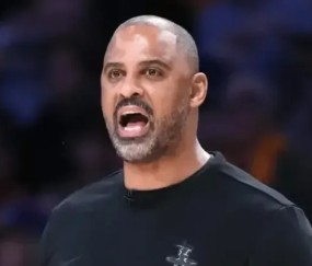 hupu-首轮首支0比3！建议火箭休赛期追求霍勒迪吧